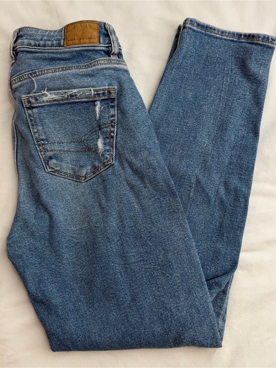 American Eagle Outfitters Denim - American Eagle Mom Straight Jeans - Size 0 Regular
